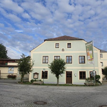 Brauereigasthof Zur Post Eschlkam Экстерьер фото